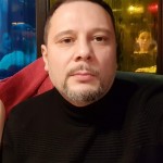 av